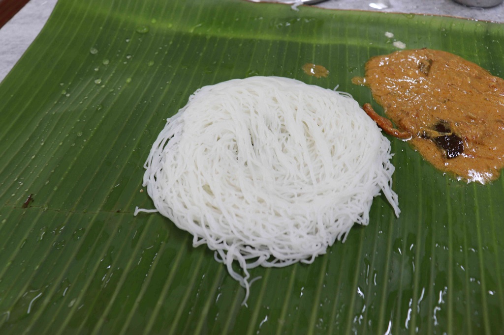 Idiyappam In Kumbakonam, Pandian Hotel