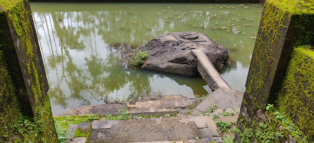 a sacred pond in thirunelli temple images