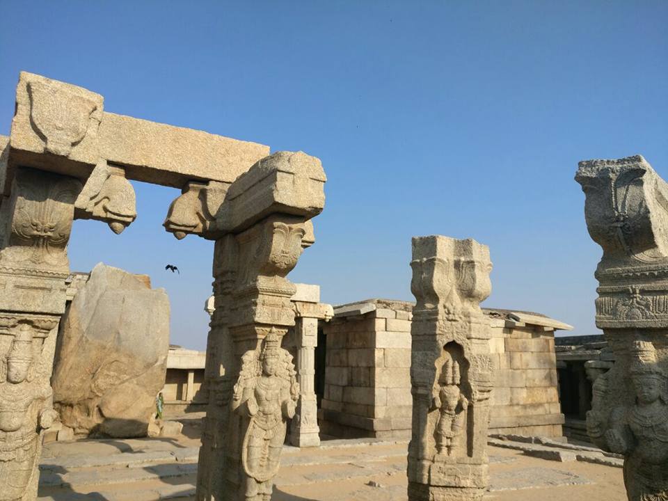 One day trip From Bangalore _ Lepakshi temple images