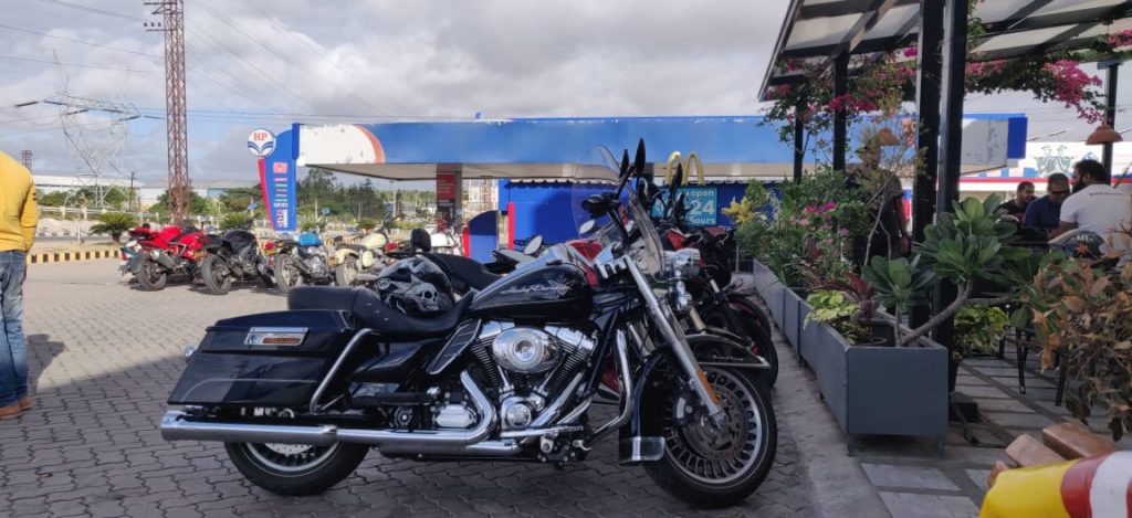 bikers meet in bangalore salem highways, at Krishna Inn restaurant