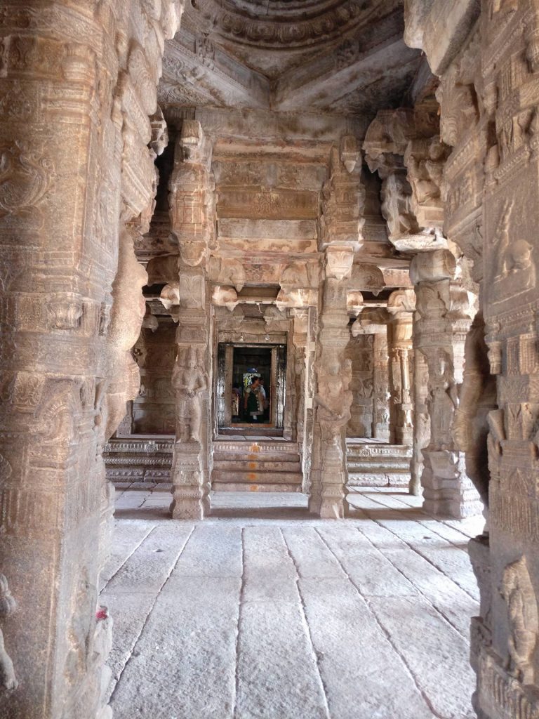 One day trip From Bangalore _ Lepakshi temple images