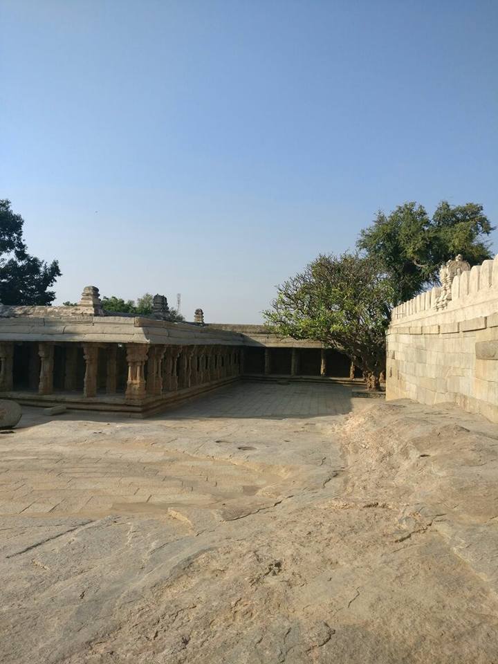 One day trip From Bangalore _ Lepakshi temple images