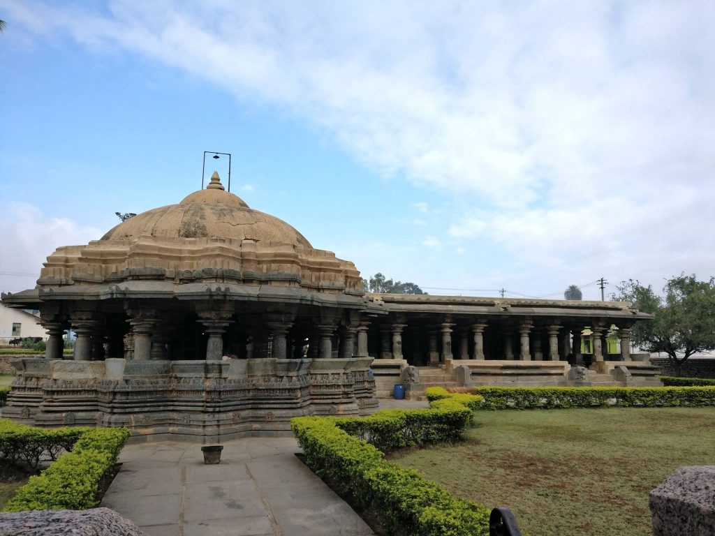 places to visit from Bangalore to belur