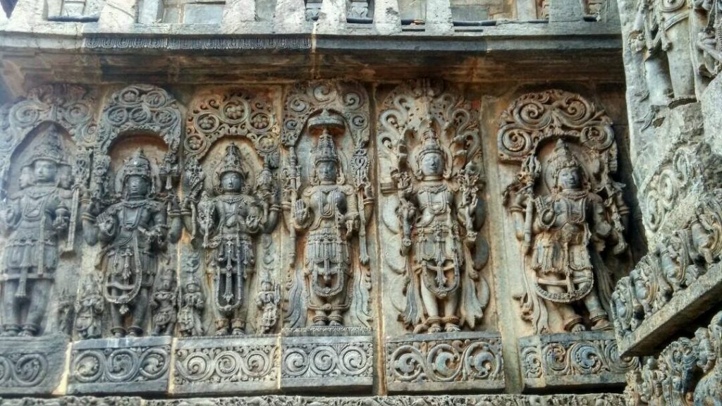 karnataka famous temples